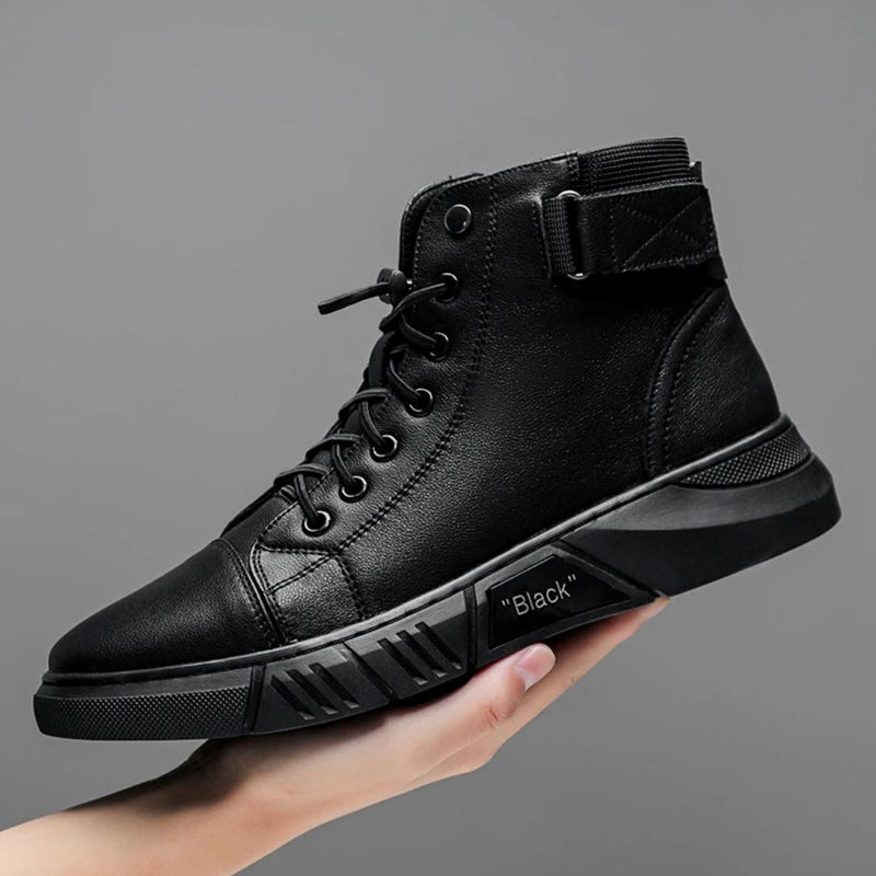 Bota Masculina de Couro Black Edition